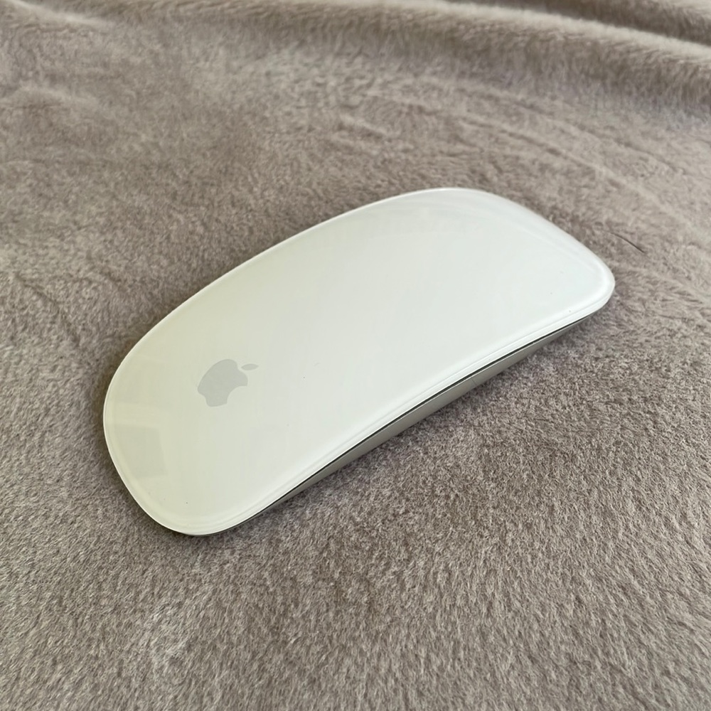 Apple wireless mouse